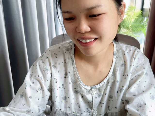 foxsusu live cam on BongaCams