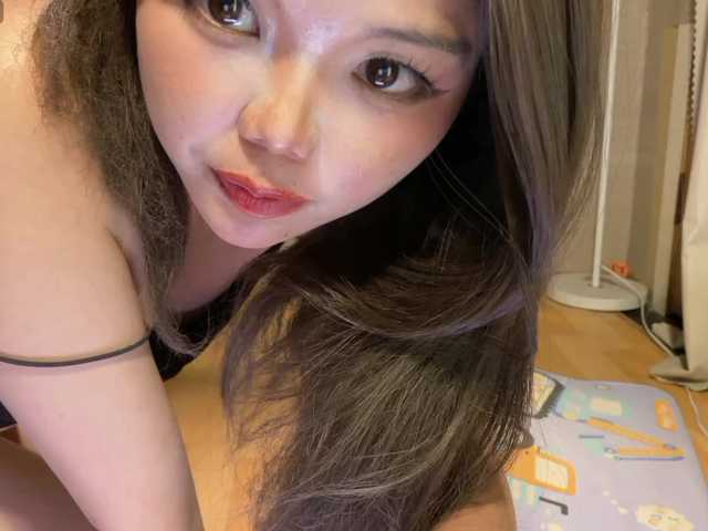 foxsusu's BongaCams show and profile