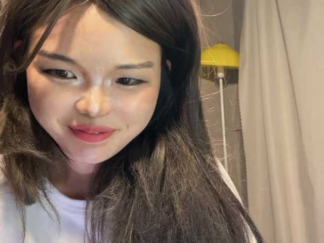 foxsusu's BongaCams show and profile