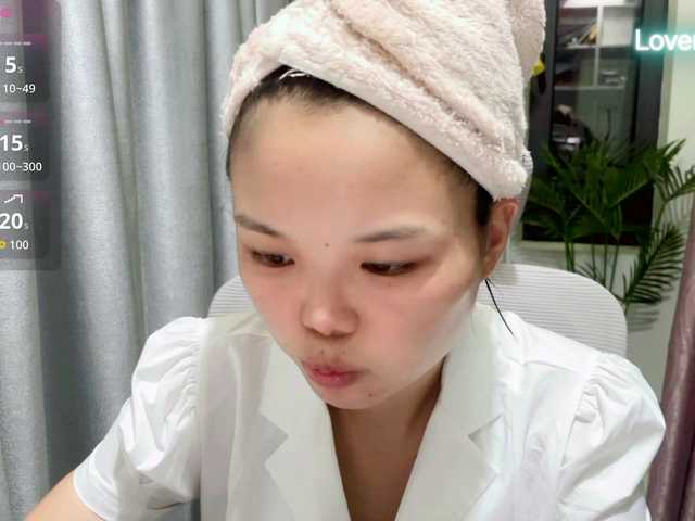 foxsusu live cam on BongaCams
