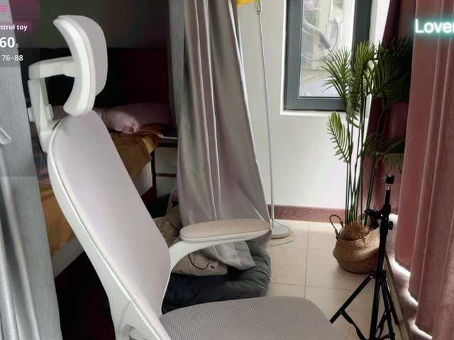 foxsusu live cam on BongaCams