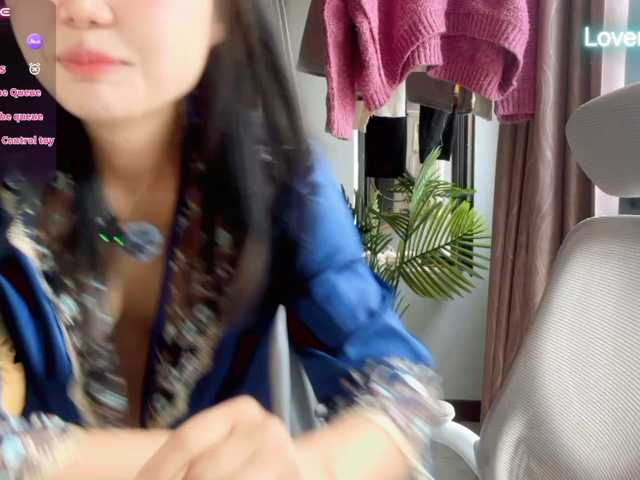 foxsusu live cam on BongaCams