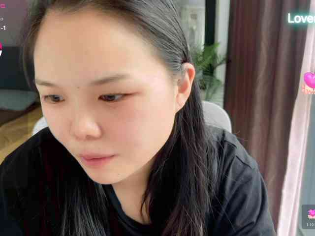 foxsusu Live Webcam on BongaCams