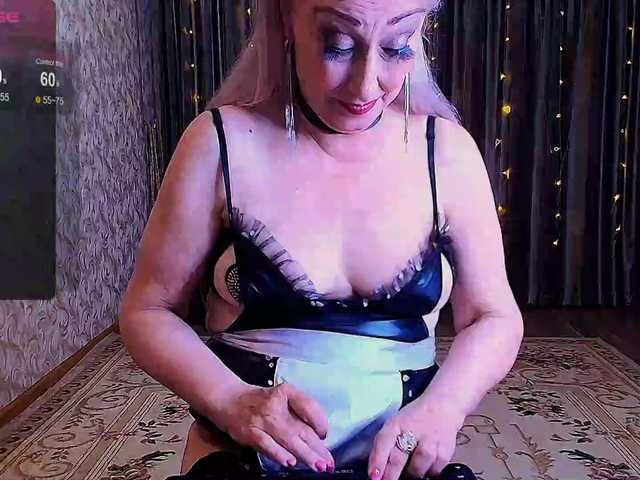 SaraSmith live cam on BongaCams