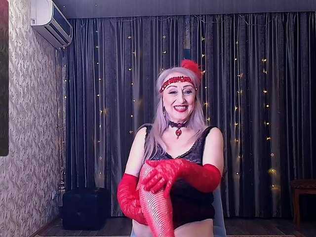SaraSmith live cam on BongaCams