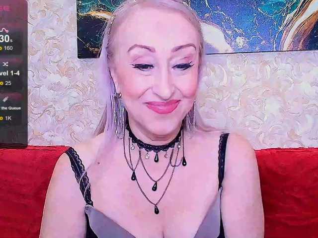 SaraSmith live cam on BongaCams