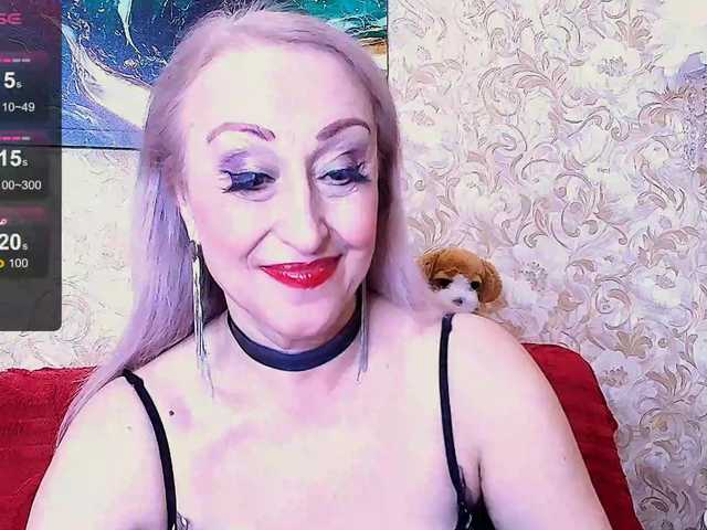 SaraSmith live cam on BongaCams