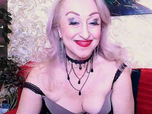 SaraSmith webcam