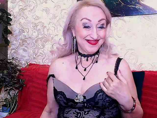 SaraSmith webcam