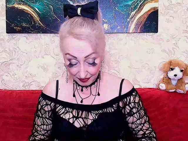 SaraSmith webcam