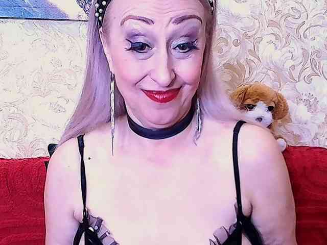 SaraSmith webcam