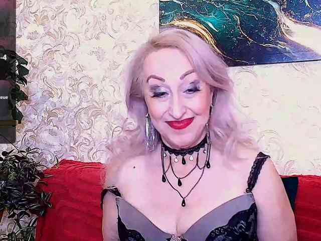 SaraSmith webcam