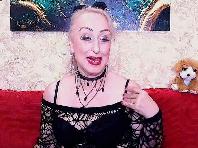 SaraSmith webcam