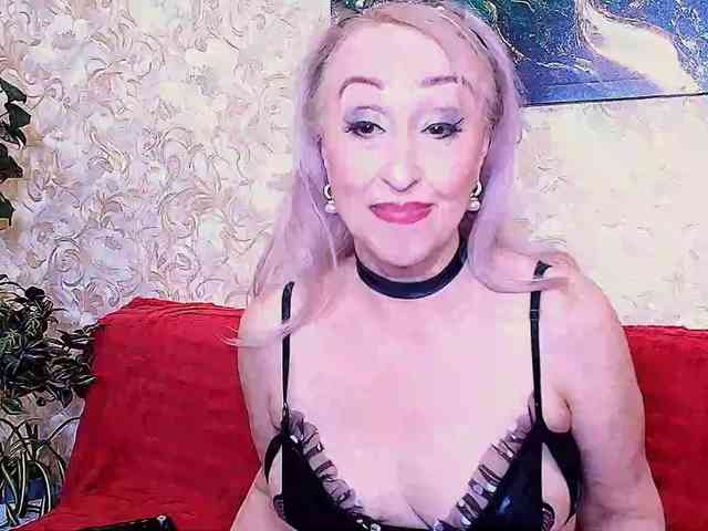 SaraSmith webcam