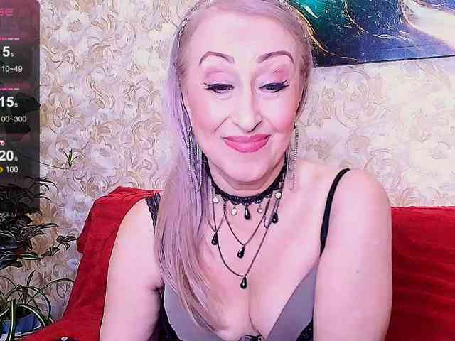 SaraSmith webcam