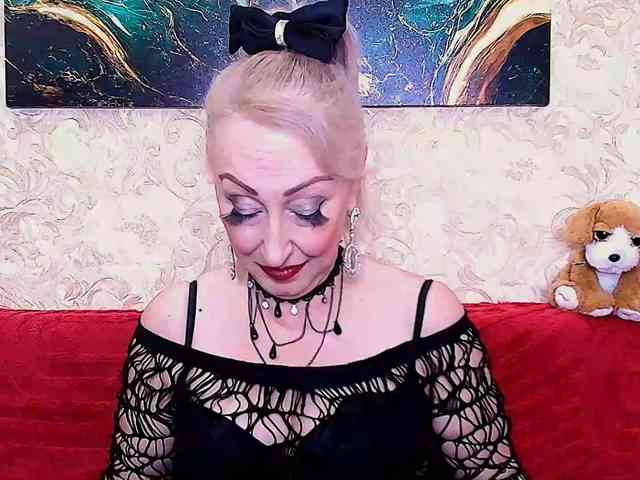 SaraSmith webcam