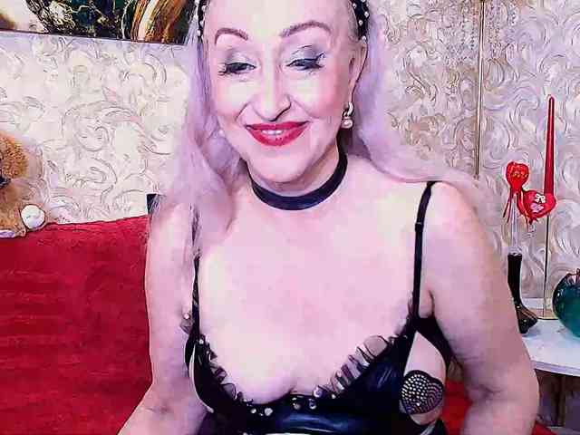 SaraSmith webcam