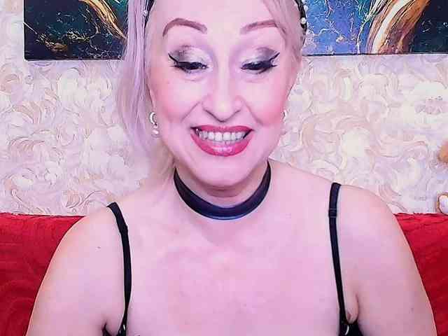 SaraSmith webcam