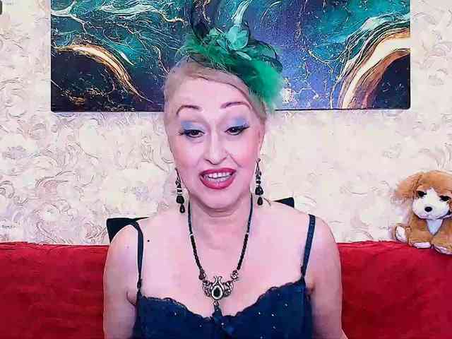 SaraSmith webcam