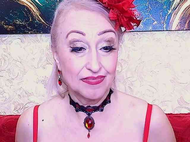 SaraSmith webcam