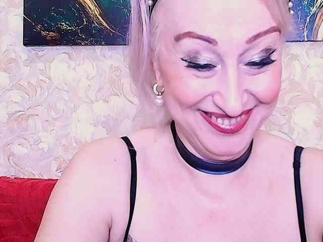 SaraSmith webcam