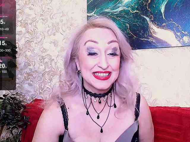 SaraSmith webcam
