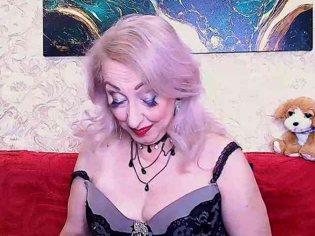 SaraSmith webcam