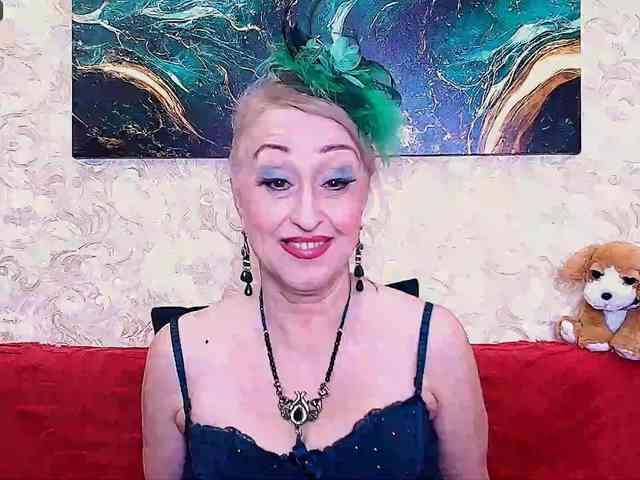 SaraSmith webcam