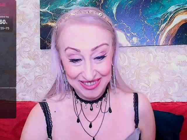 SaraSmith webcam