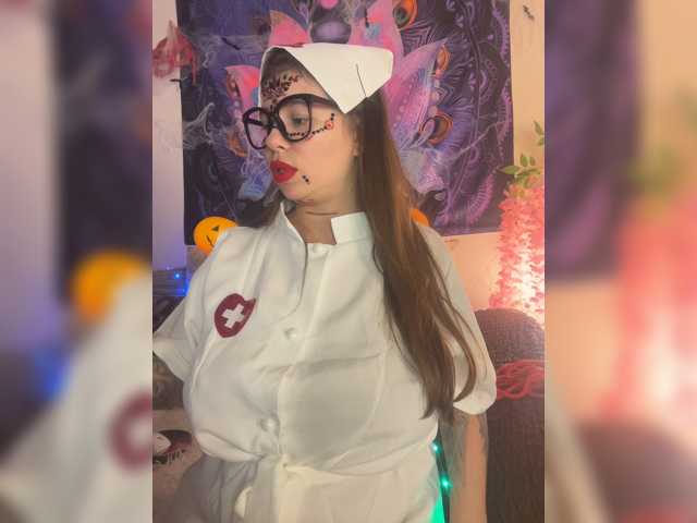 ELIZABETH-PLANET live cam on BongaCams