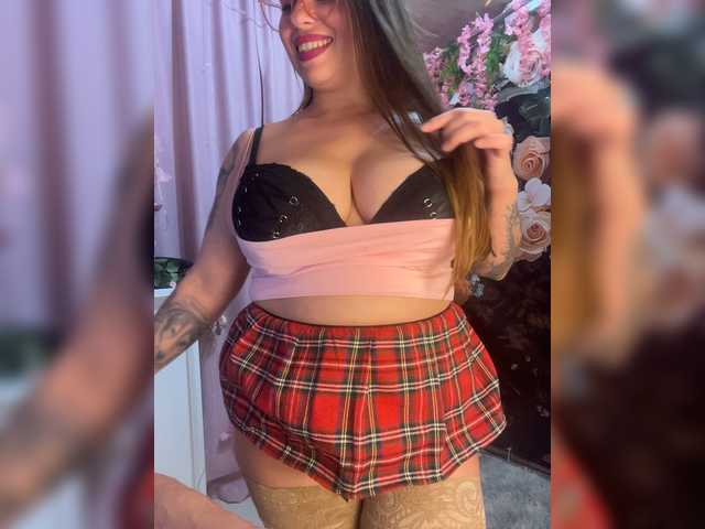ELIZABETH-PLANET live cam on BongaCams