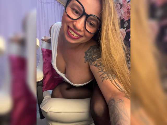 ELIZABETH-PLANET live cam