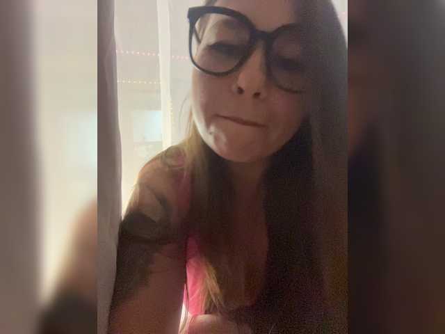ELIZABETH-PLANET live cam on BongaCams