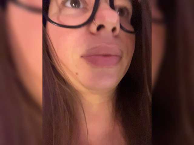 ELIZABETH-PLANET live cam on BongaCams