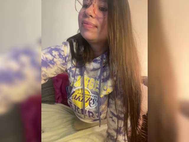 ELIZABETH-PLANET live cam on BongaCams