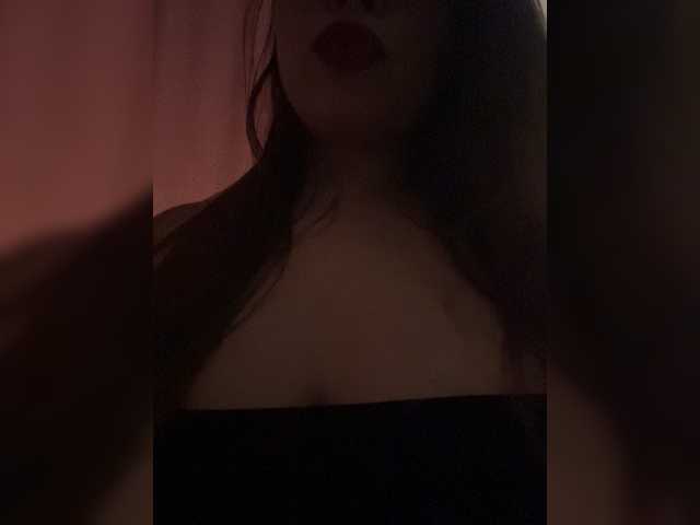 ELIZABETH-PLANET live cam on BongaCams