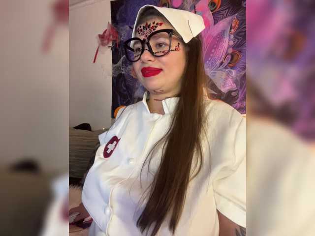 ELIZABETH-PLANET live cam on BongaCams