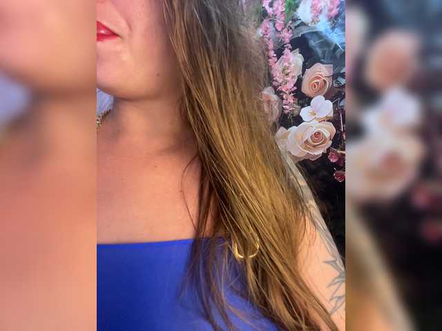 ELIZABETH-PLANET live cam on BongaCams