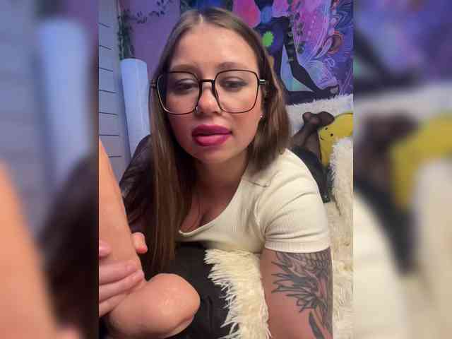 Elizabeth-planet's cam show statistics and live stream