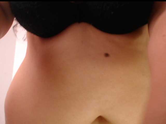 adelen-smith live cam on BongaCams
