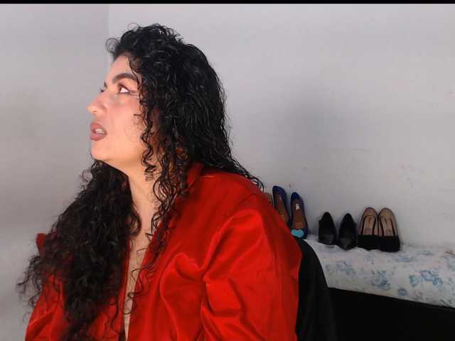 adelen-smith live cam on BongaCams