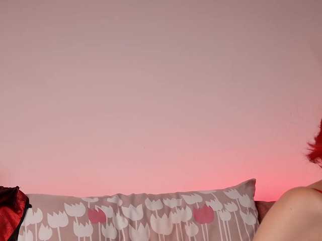 ShenRi live webcam show