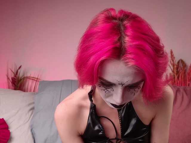 ShenRi live cam on BongaCams