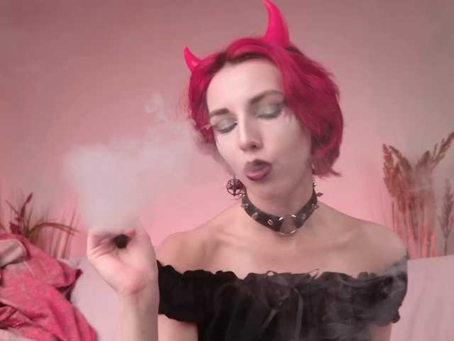 ShenRi, en vivo ahora en BongaCams