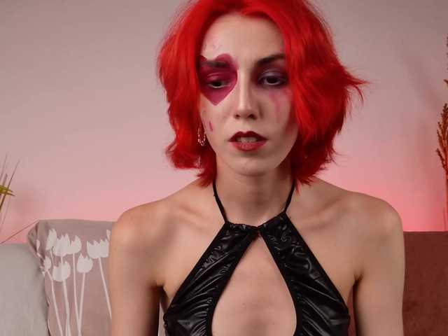 ShenRi live cam