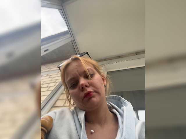 Danilovea live cam on BongaCams