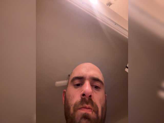 Kevmaster69 — live male cam