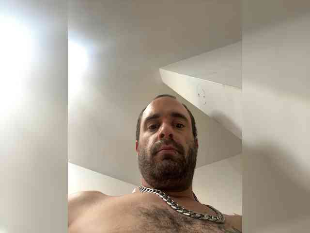 Kevmaster69 Live Webcam on BongaCams