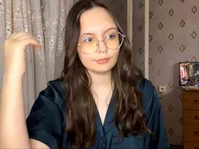 Este modelo está en vivo ahora. JacquelyneGrisanti