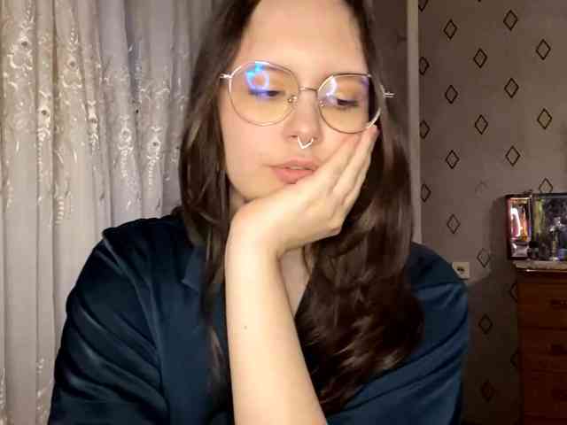 Bu model şu anda canlı. JacquelyneGrisanti